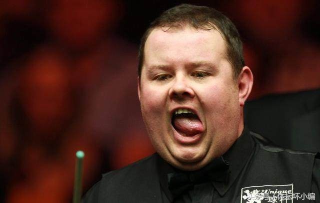 边路低平球 边路低平球